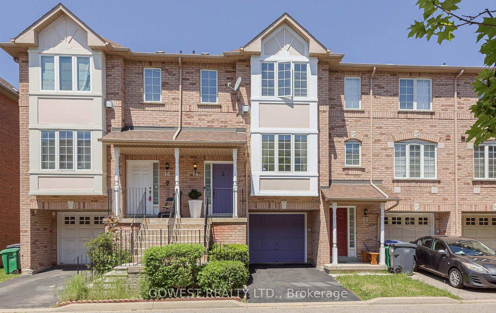 80 Acorn Place