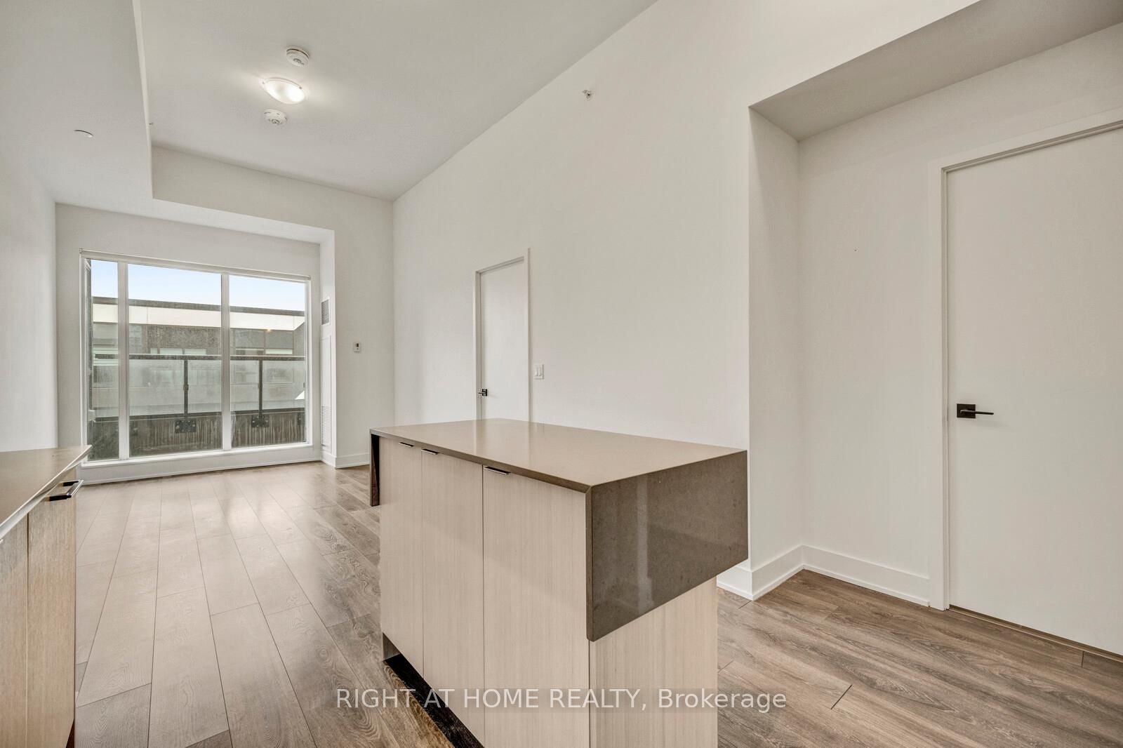 2481 Taunton Oakville,ON L6H 3R7 — Photo 11