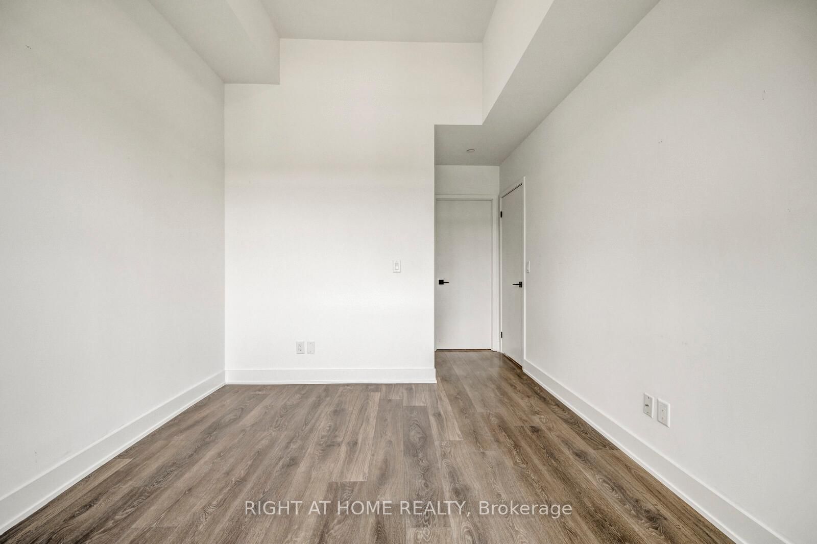 2481 Taunton Oakville,ON L6H 3R7 — Photo 15