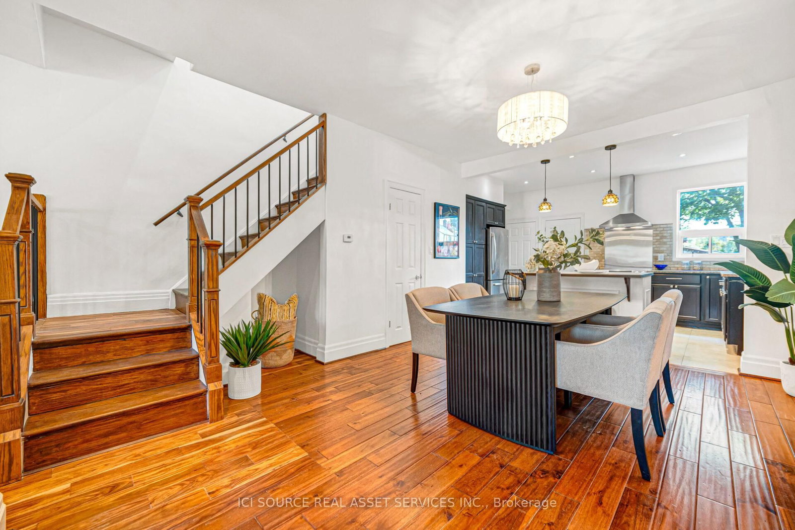 213 Laughton Avenue - Photo 4