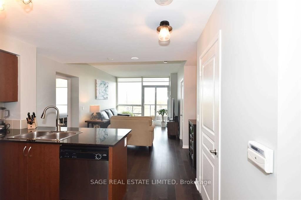 2230 Lake Shore Boulevard W, Unit 307 - Photo 4