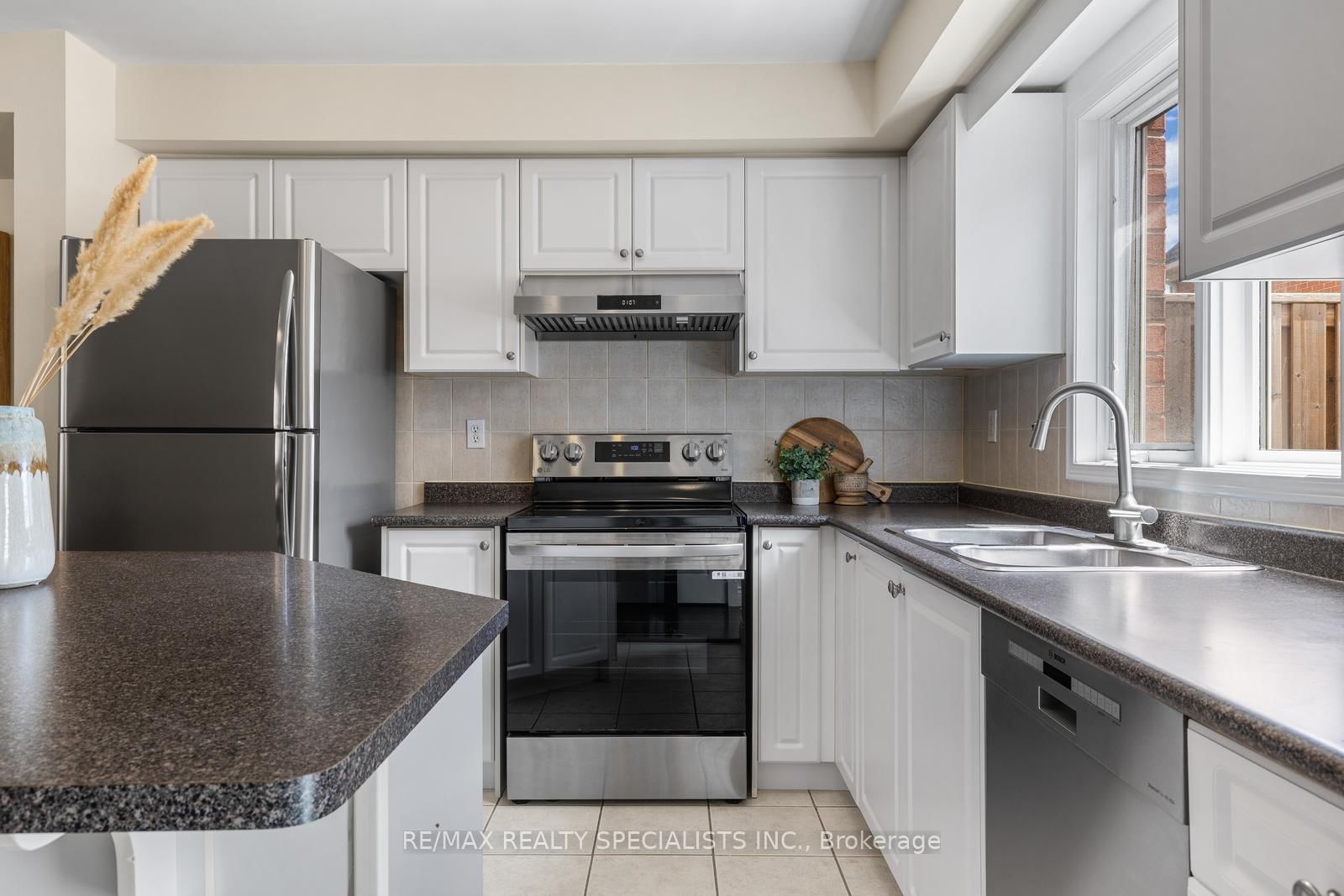 201 Tenth Street, Unit 8 - Photo 4