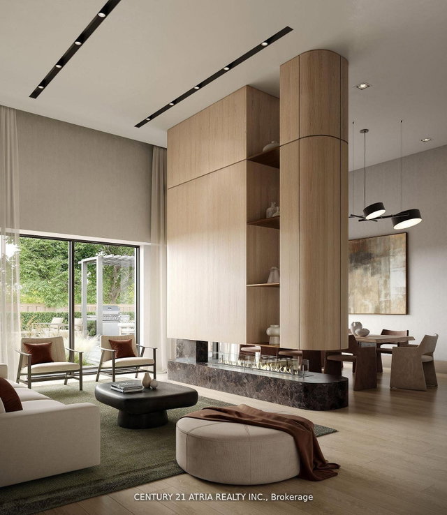 611 - 2375 Lakeshore Road W