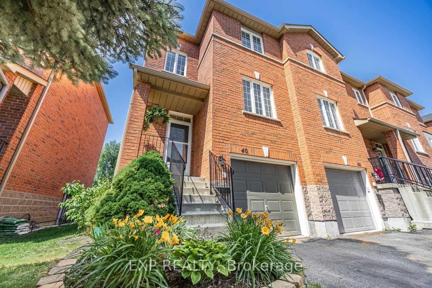 120 Railroad Street, Unit 40 - Photo 3