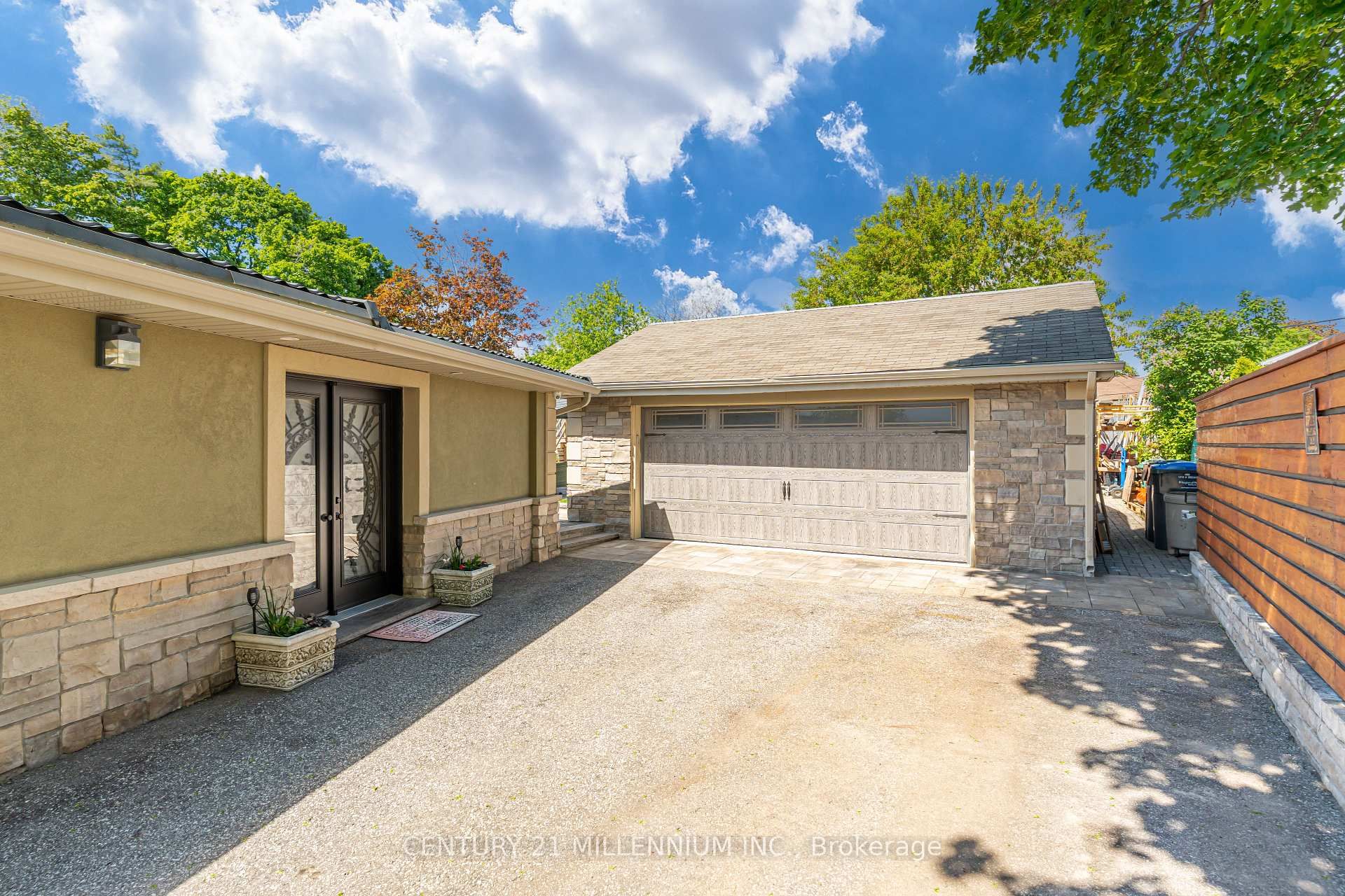 26 Alston Court