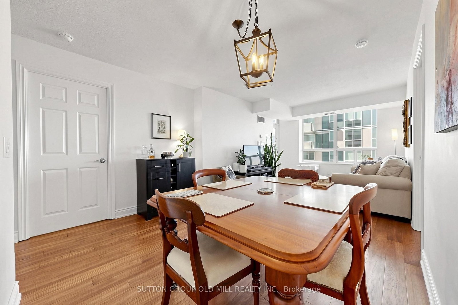 5233 Dundas Street W, Unit 1716 - Photo 6