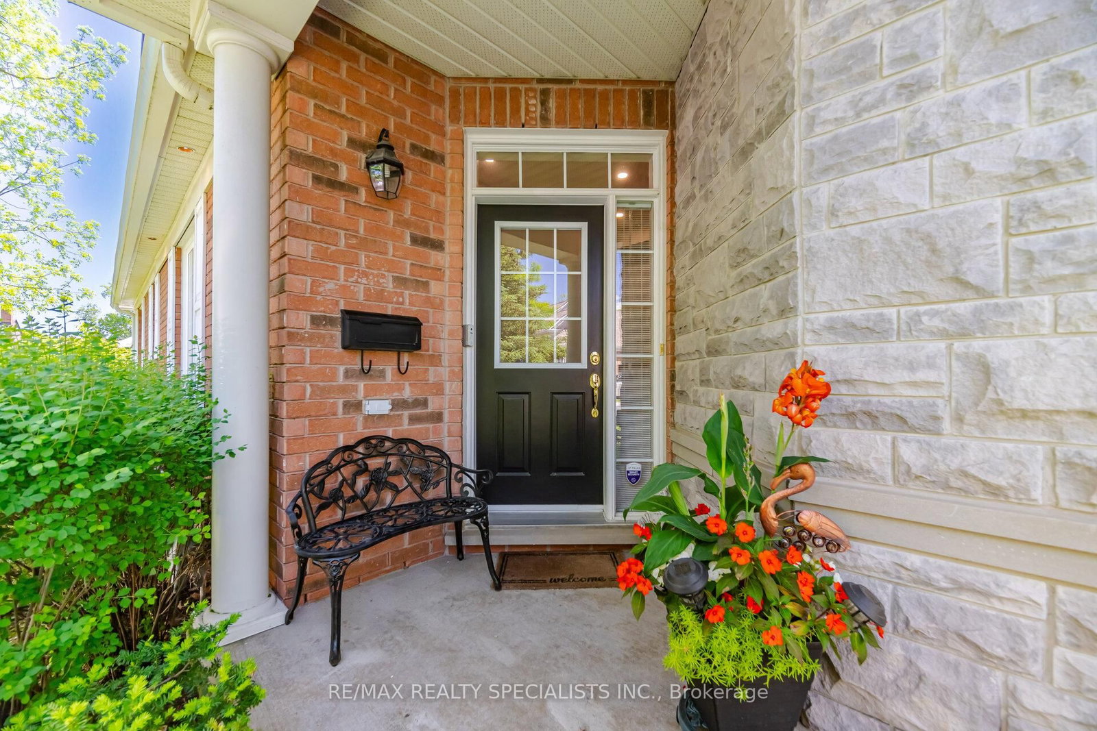 6439 Rivergate Place • Mississauga, ON photo 4
