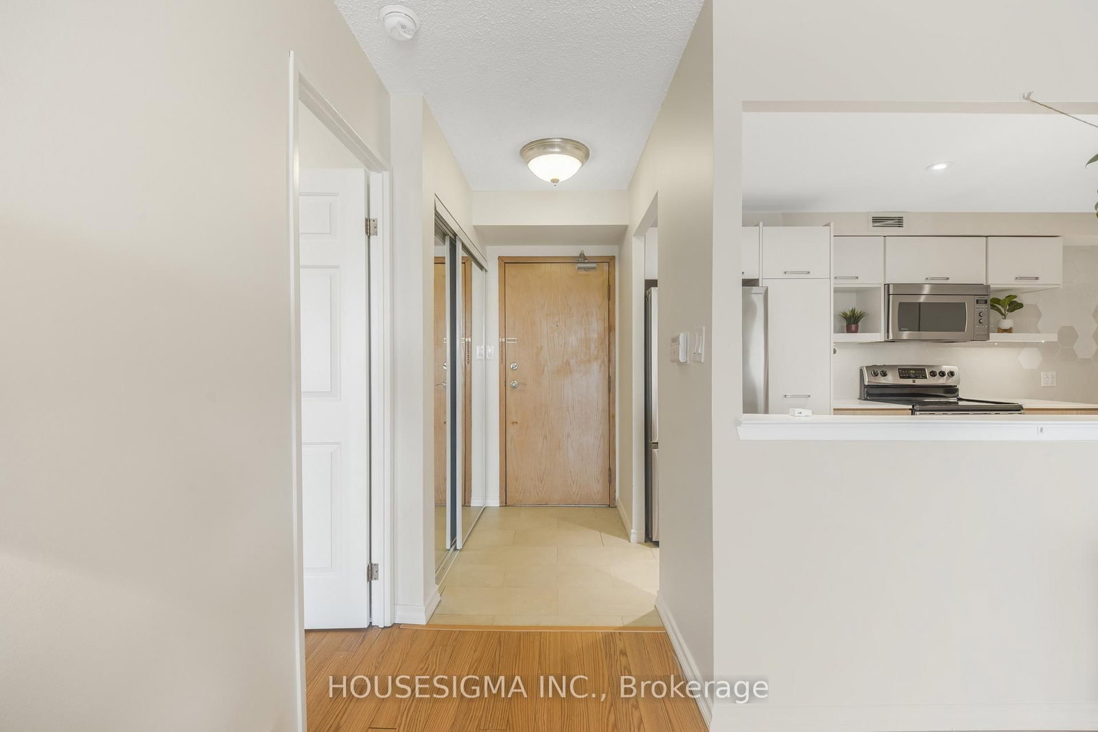 438-22 Southport Street, Toronto, ON, photo 4