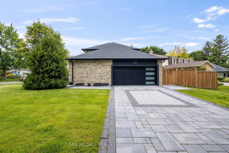 2535 Robin Drive
