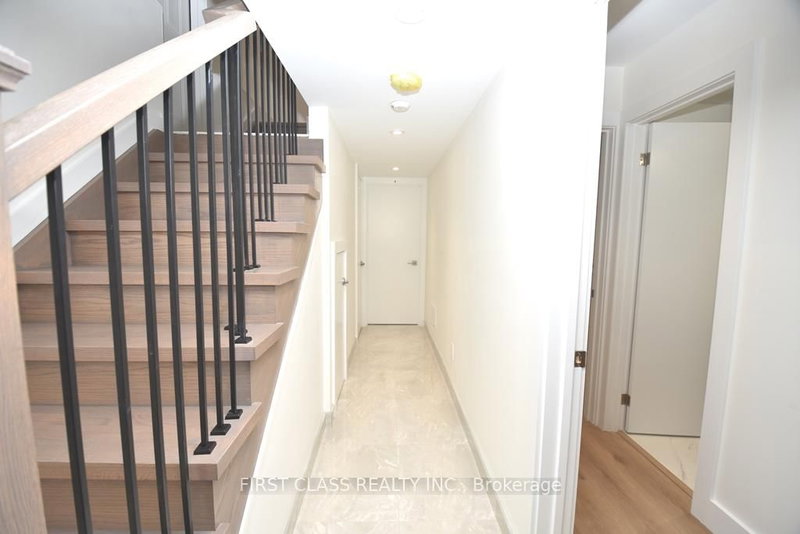 4 - 51 Craydon Avenue