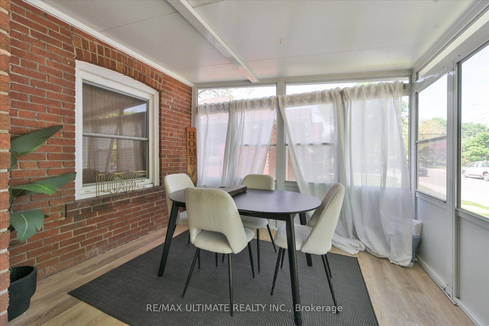 205 William Street - Photo 5