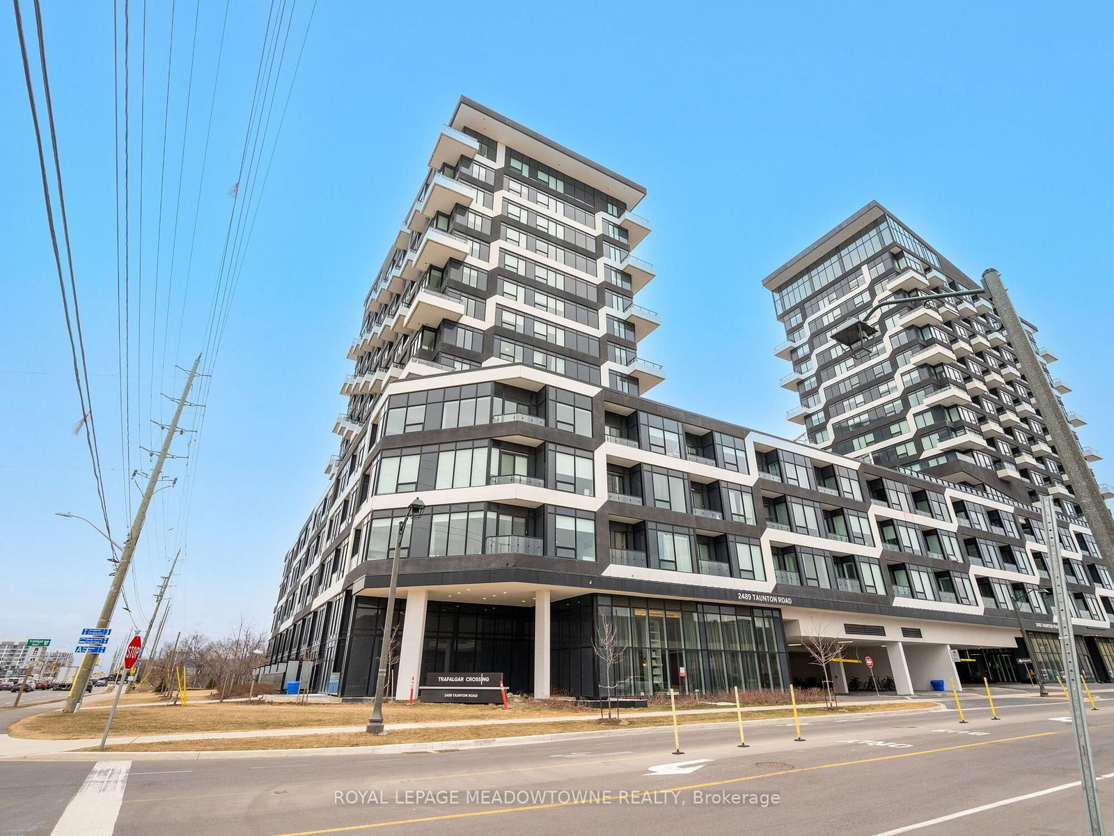 2489 Taunton Road, Unit 714 - Photo 4