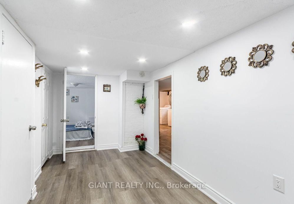 22 West Street W - Photo 10