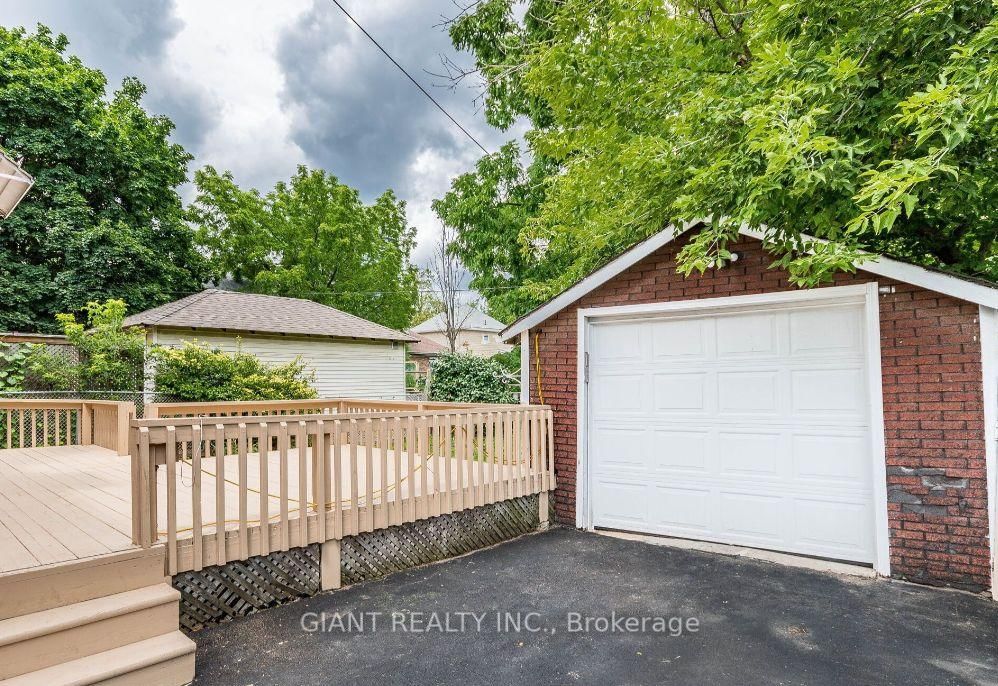 22 West Street W - Photo 12