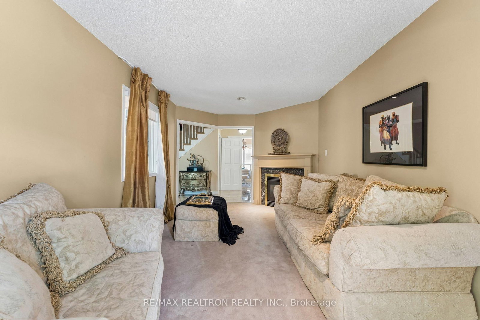16 Bison Run Road • Brampton, ON photo 11