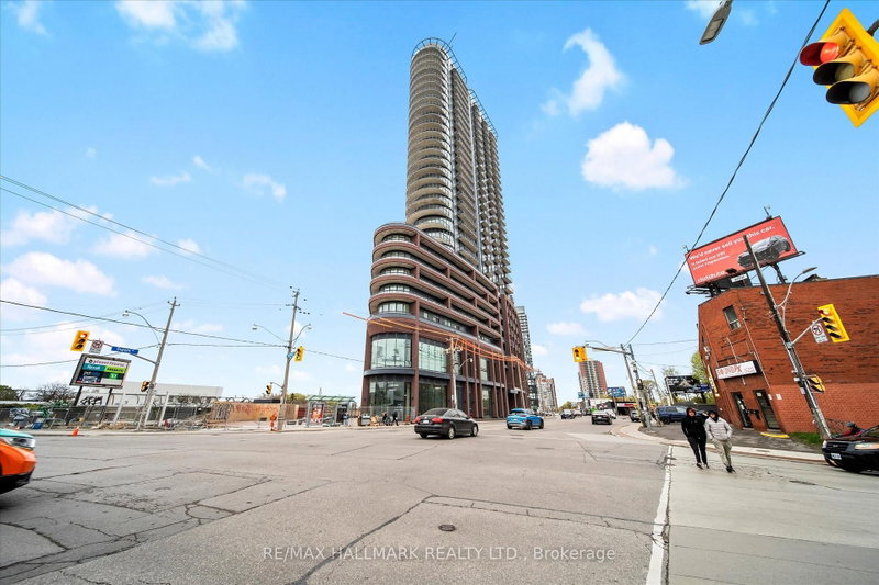 home for lease on 1903-1185 Dupont Street
