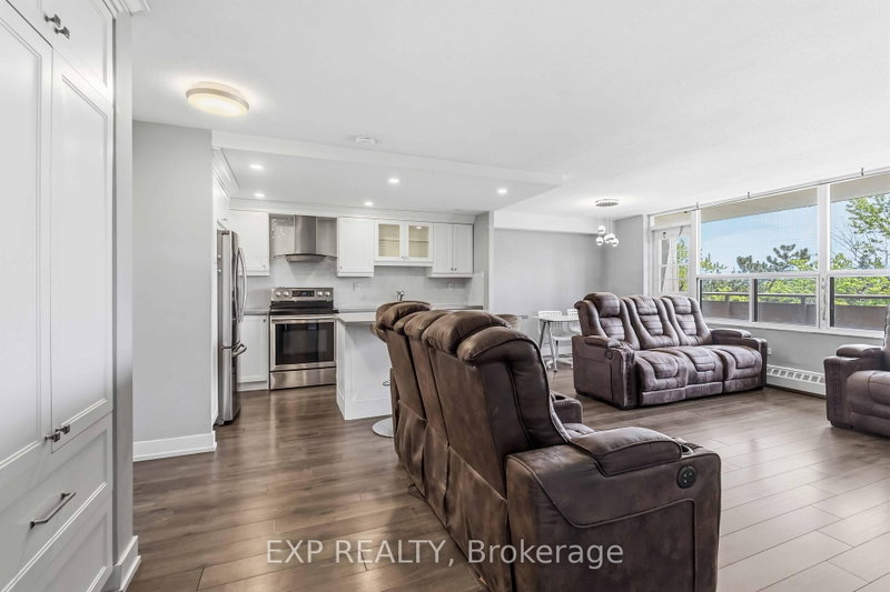 3120 Kirwin Mississauga,ON L5A 3R2 — Photo 10