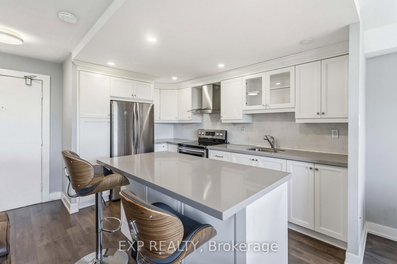 3120 Kirwin Mississauga,ON L5A 3R2 — Photo 13