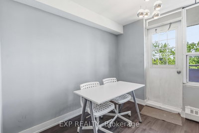 3120 Kirwin Mississauga,ON L5A 3R2 — Photo 14
