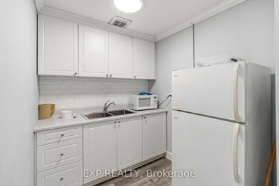 3120 Kirwin Mississauga,ON L5A 3R2 — Photo 26
