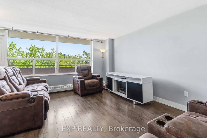 3120 Kirwin Mississauga,ON L5A 3R2 — Photo 8