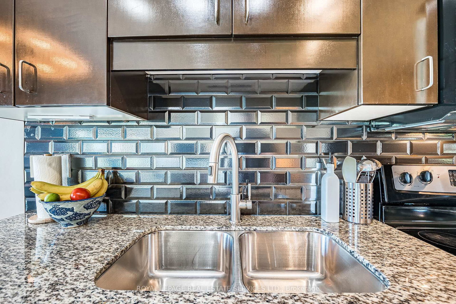 2 Fieldway Road • #505 • Toronto, ON photo 19