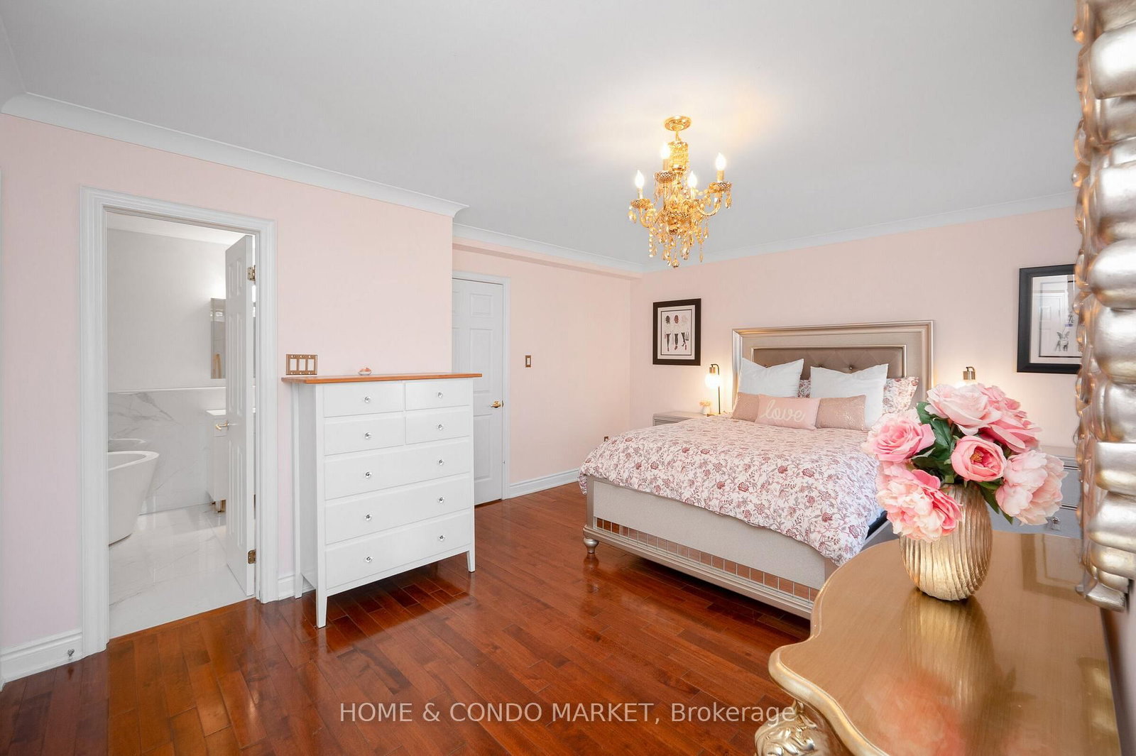194 Lakeshore Road W • Mississauga, ON photo 20