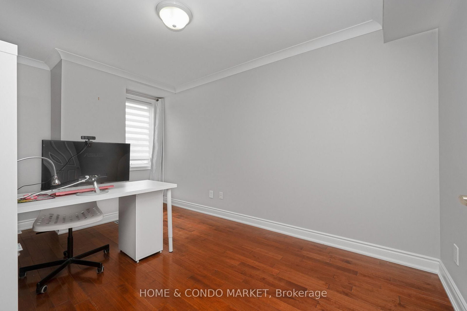 194 Lakeshore Road W • Mississauga, ON photo 25