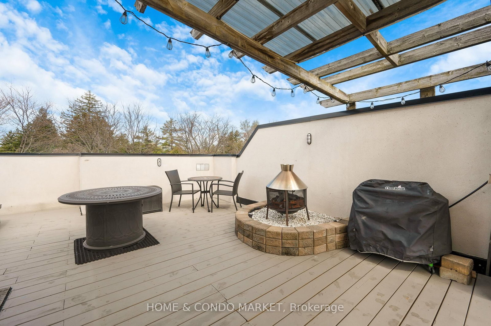 194 Lakeshore Road W • Mississauga, ON photo 30
