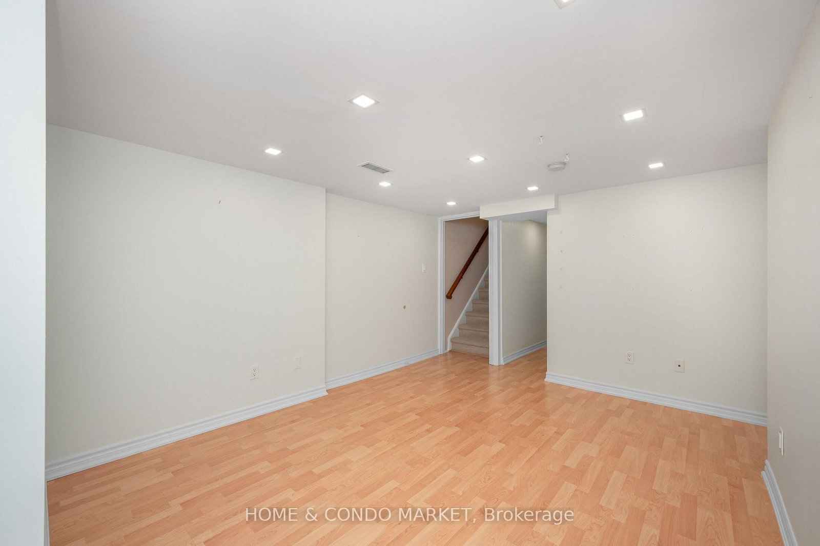 194 Lakeshore Road W • Mississauga, ON photo 33