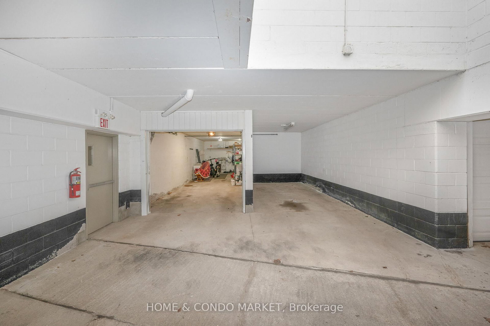 194 Lakeshore Road W • Mississauga, ON photo 35
