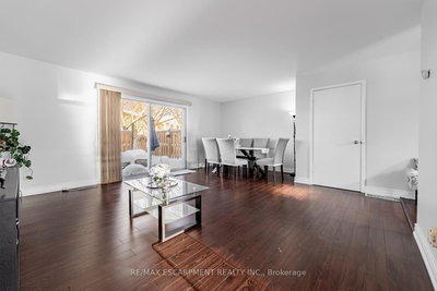 6650 Falconer Mississauga,ON L5N 1B5 — Photo 12