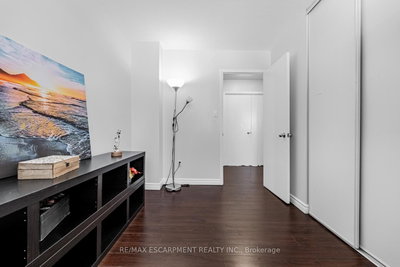 6650 Falconer Mississauga,ON L5N 1B5 — Photo 15