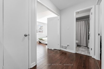 6650 Falconer Mississauga,ON L5N 1B5 — Photo 18