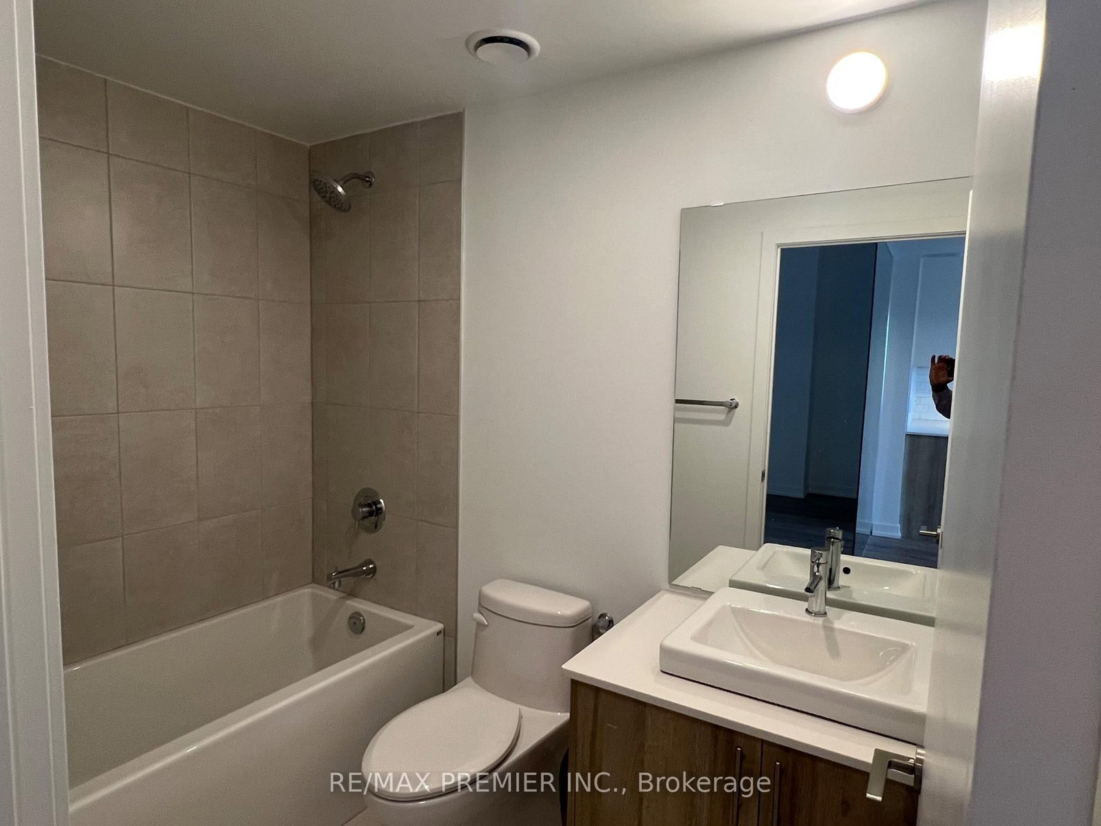 1195 The Queensway • #903 • Toronto, ON photo 15