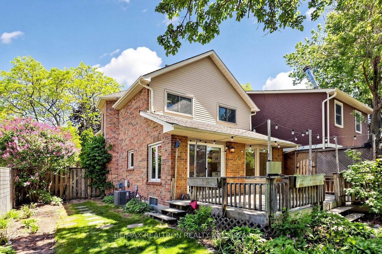 1120 Potters Wheel Crescent • Oakville, ON photo 36