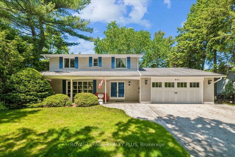 921 Calder Rd, Mississauga, Ontario