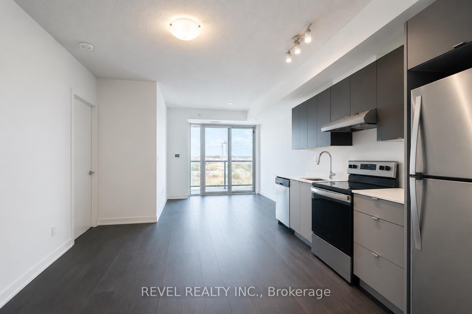 3210 Dakota Common • #A223 • Burlington, ON photo 3