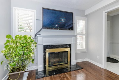 1135 Bellarosa Lane • Mississauga, ON photo 8