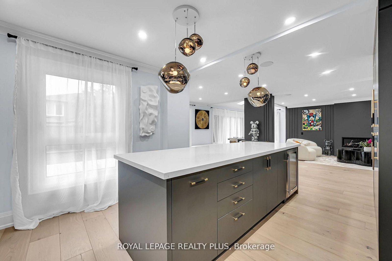 4344 Dallas Court • Mississauga, ON photo 18
