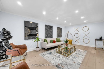 4344 Dallas Court • Mississauga, ON photo 9
