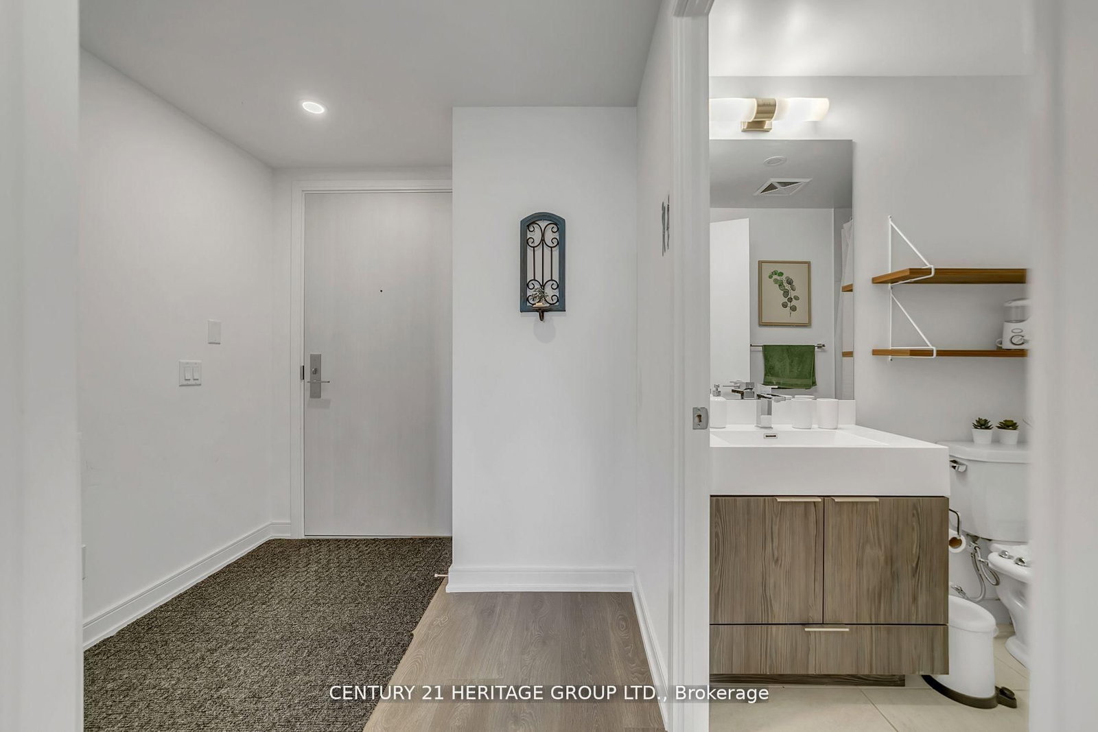 30 Samuel Wood Way, Unit 1701 - Photo 4