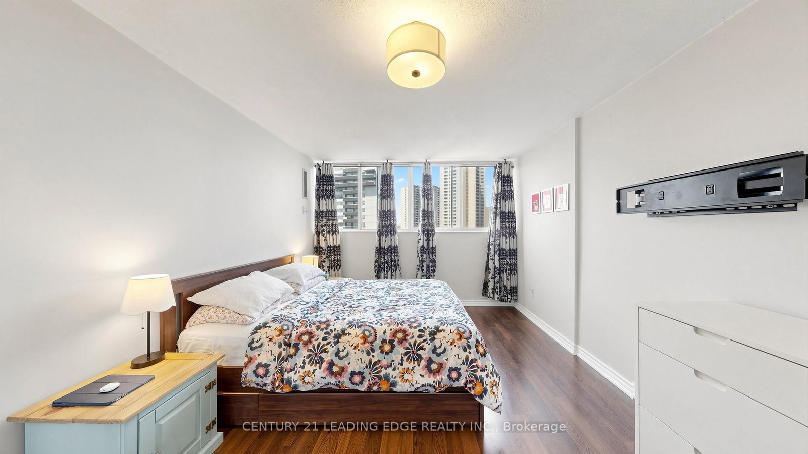 11 Wincott Drive • #914 • Toronto, ON photo 22