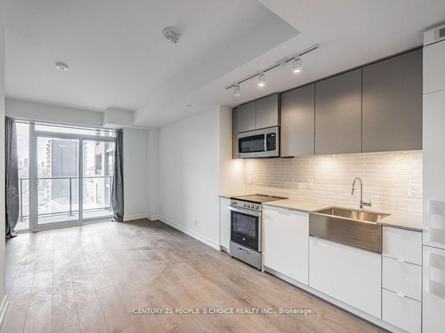 713 - 270 Dufferin Street
