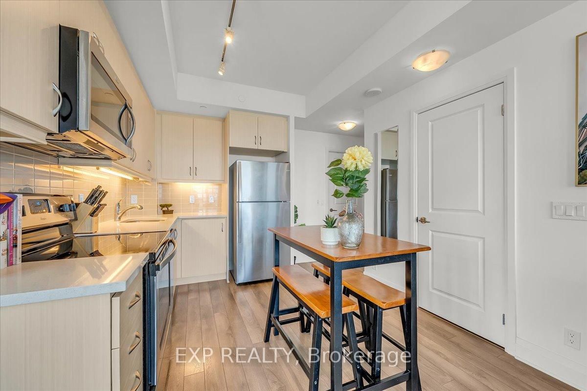 17 Zorra Street • #1509 • Toronto, ON photo 12