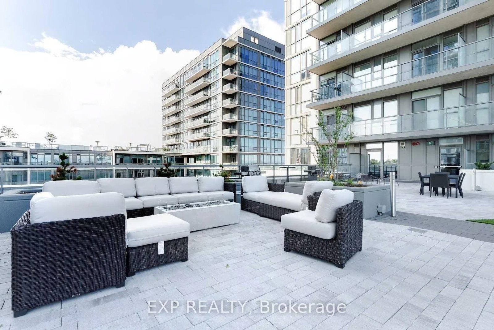 17 Zorra Street • #1509 • Toronto, ON photo 33