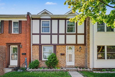 3-bed Townhouse, Condo · 1020 CENTRAL PARK Dr