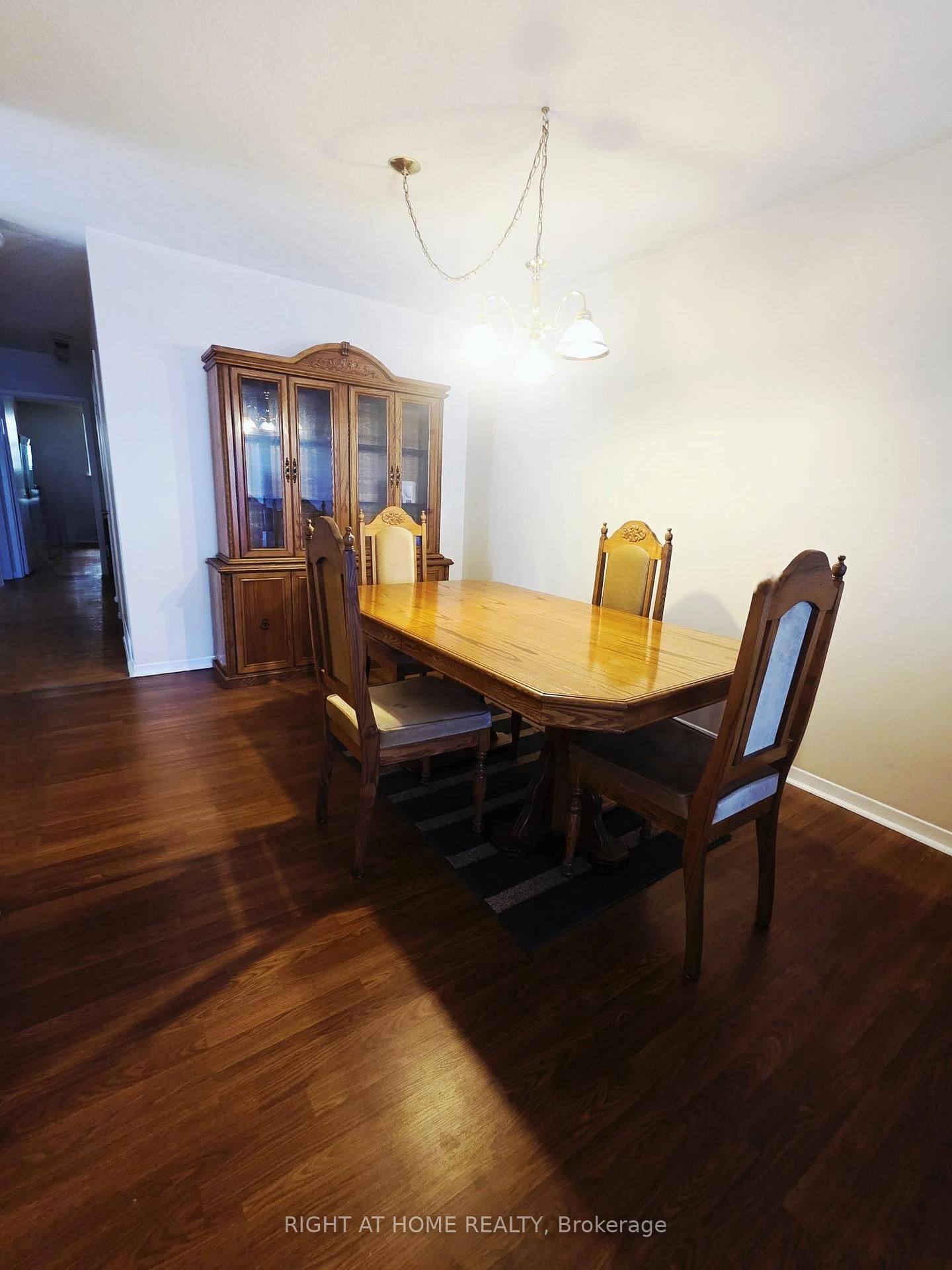 3556 Monica Drive • Mississauga, ON photo 10