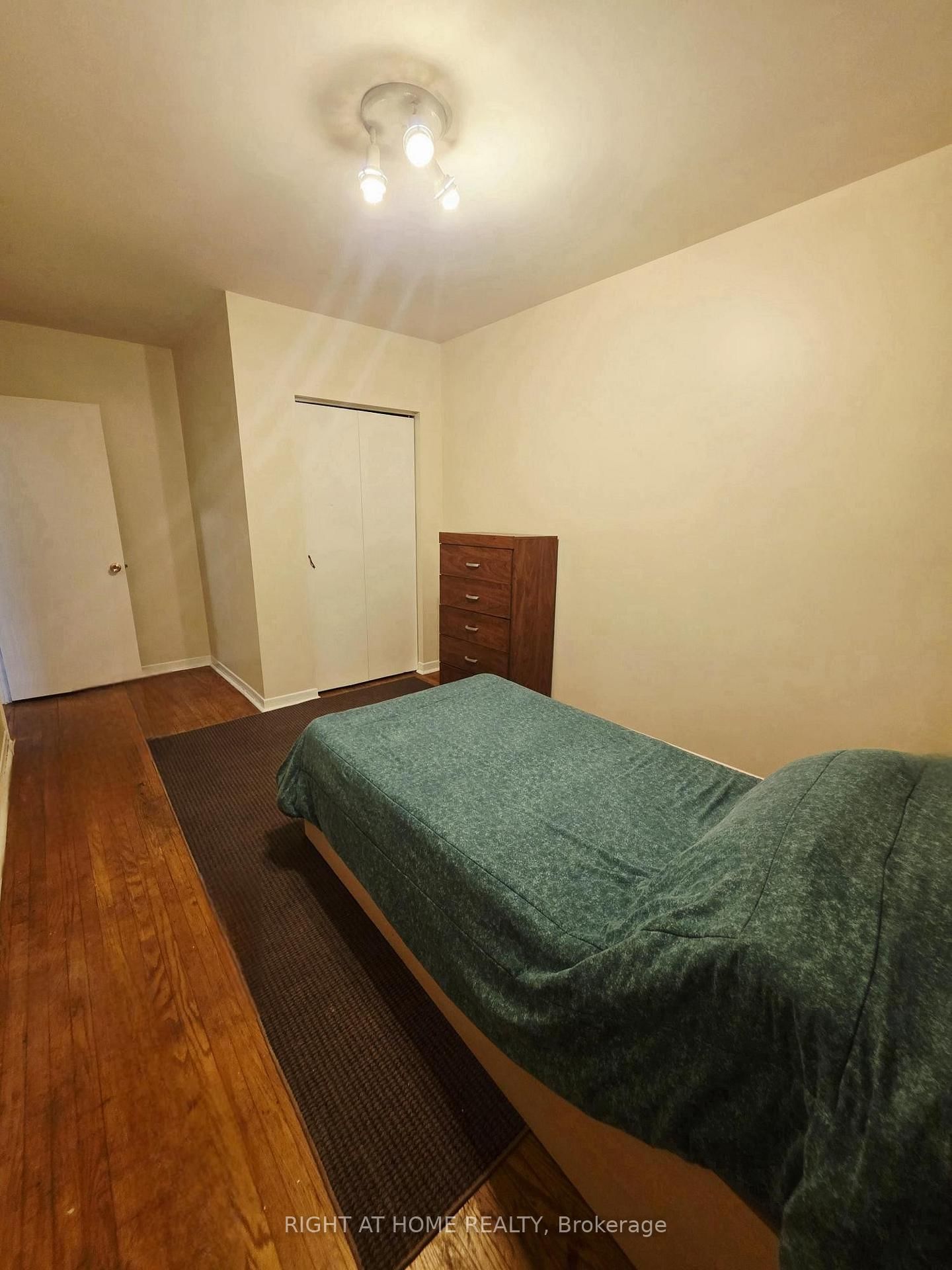 3556 Monica Drive • Mississauga, ON photo 29