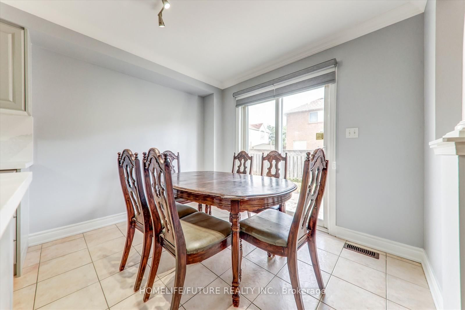 69 Heatherdale Drive • Brampton, ON photo 13